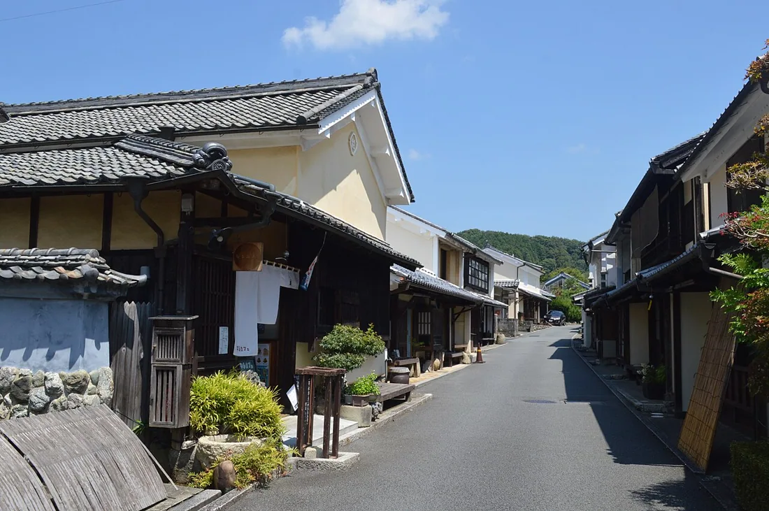 八日市・護国の町並みの風景