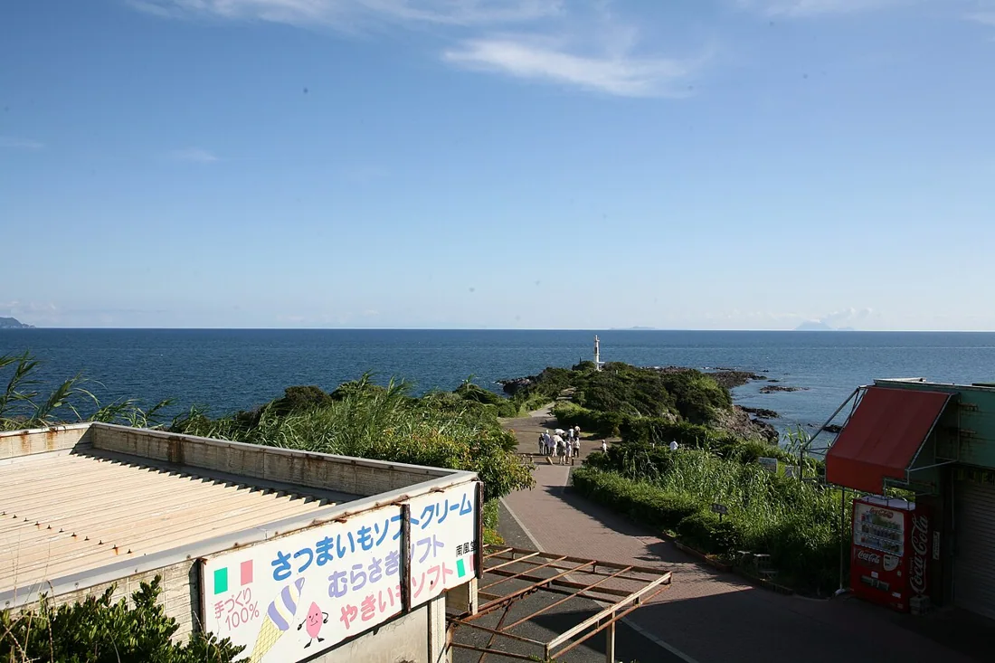 長崎鼻の風景