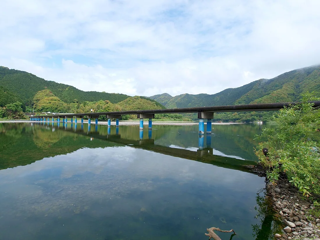 佐田沈下橋の風景