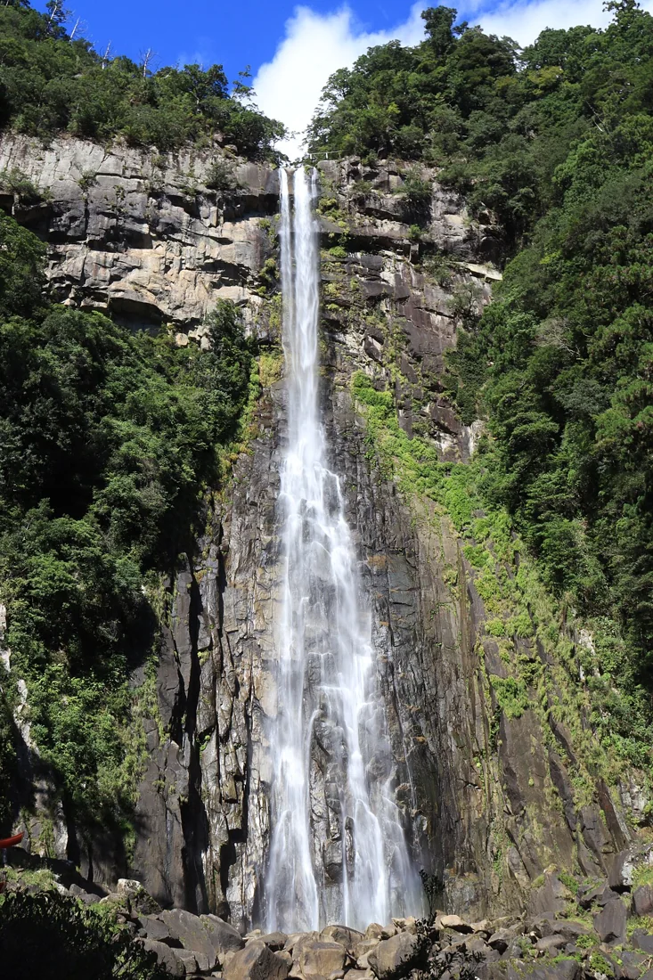 那智の滝の風景